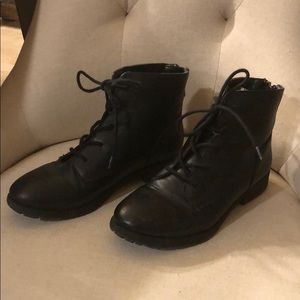 Black Booties 7.5